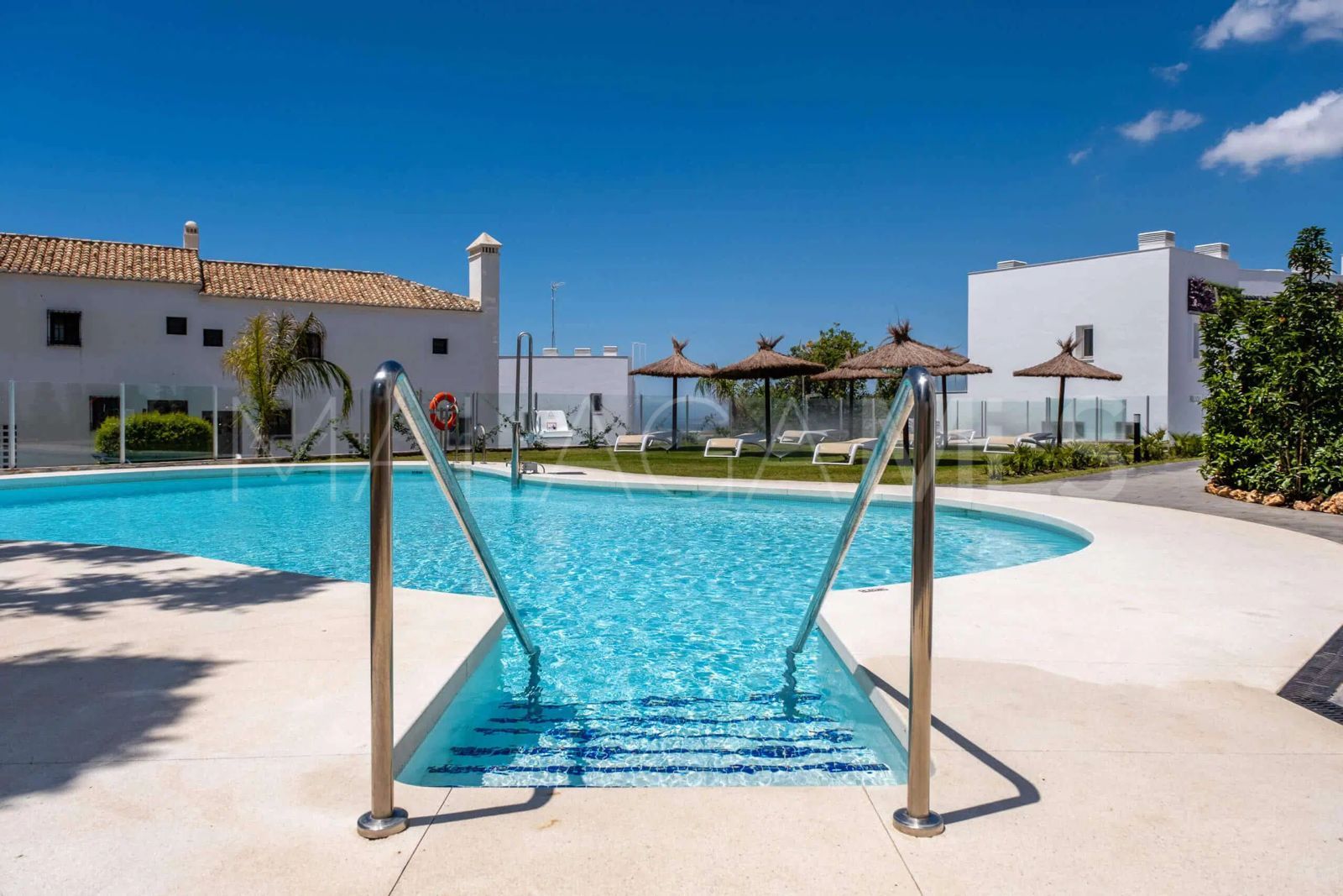 Duplex with 3 bedrooms for sale in Marbella