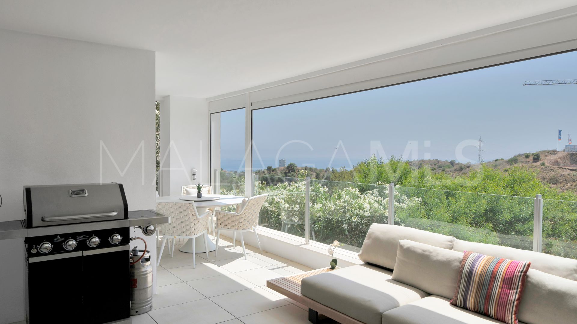 Duplex with 3 bedrooms for sale in Marbella