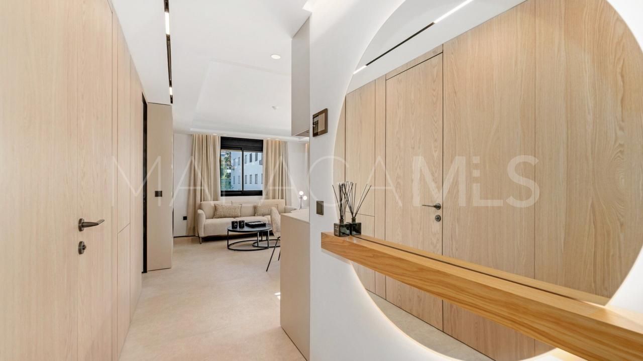 For sale 2 bedrooms apartment in Nueva Andalucia