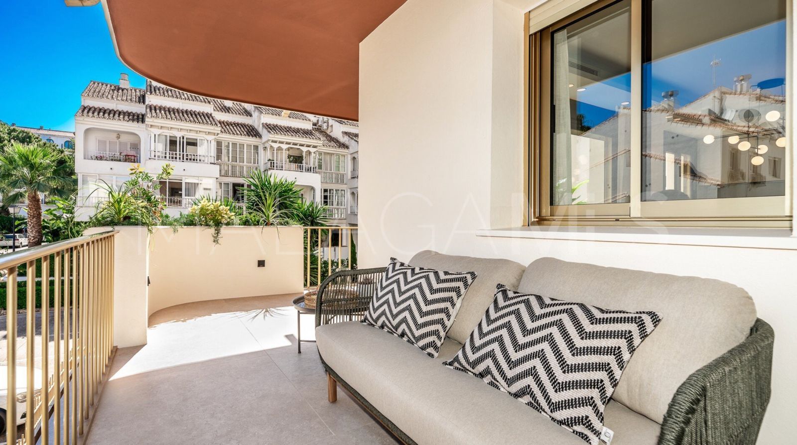 For sale 2 bedrooms apartment in Nueva Andalucia