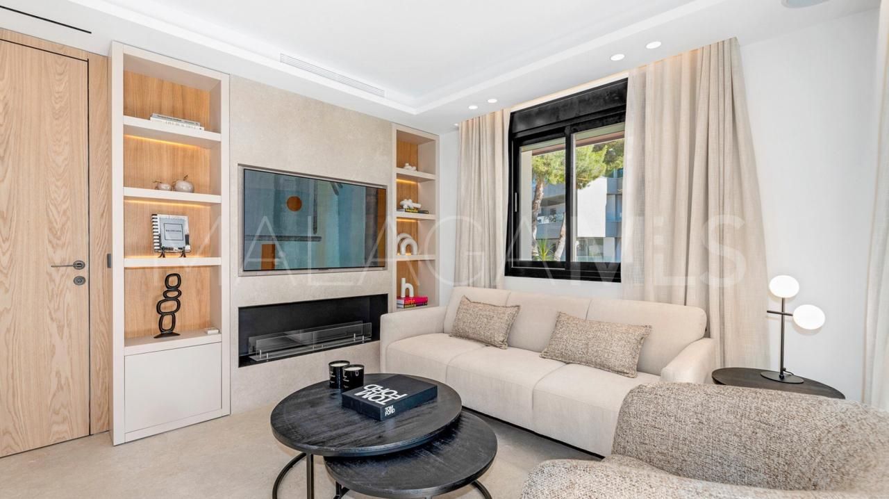 For sale 2 bedrooms apartment in Nueva Andalucia