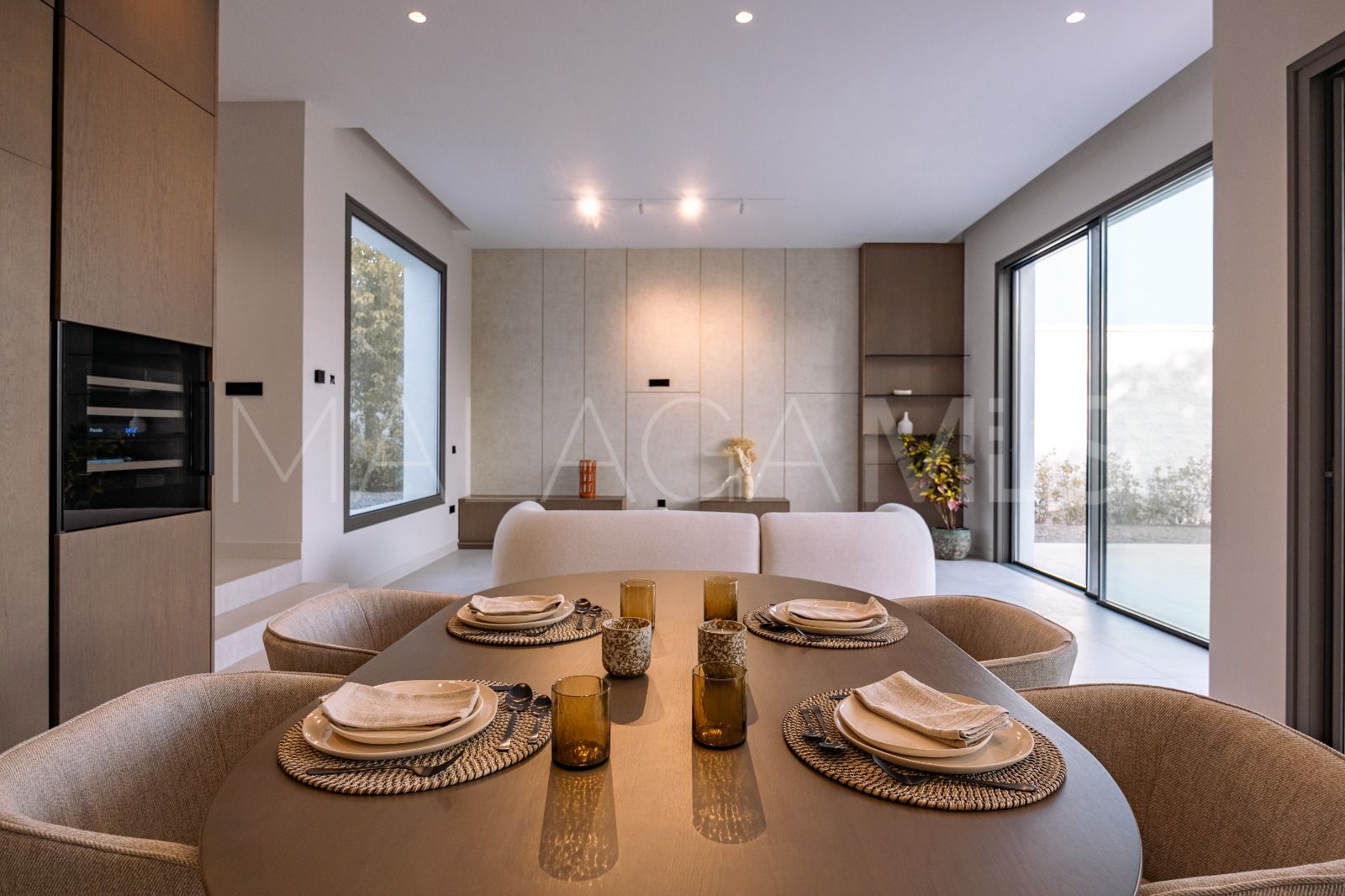 Villa for sale in Estepona
