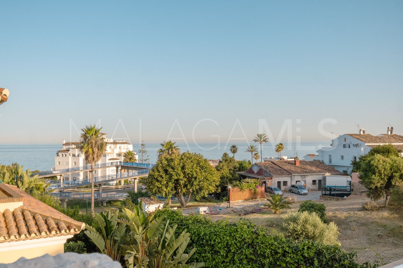 Villa for sale in Estepona