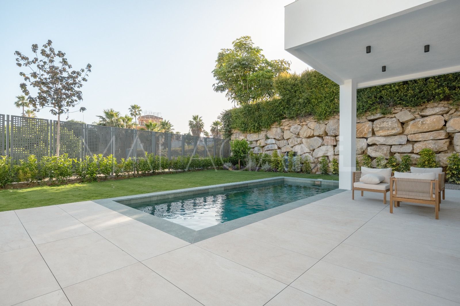 Villa for sale in Estepona