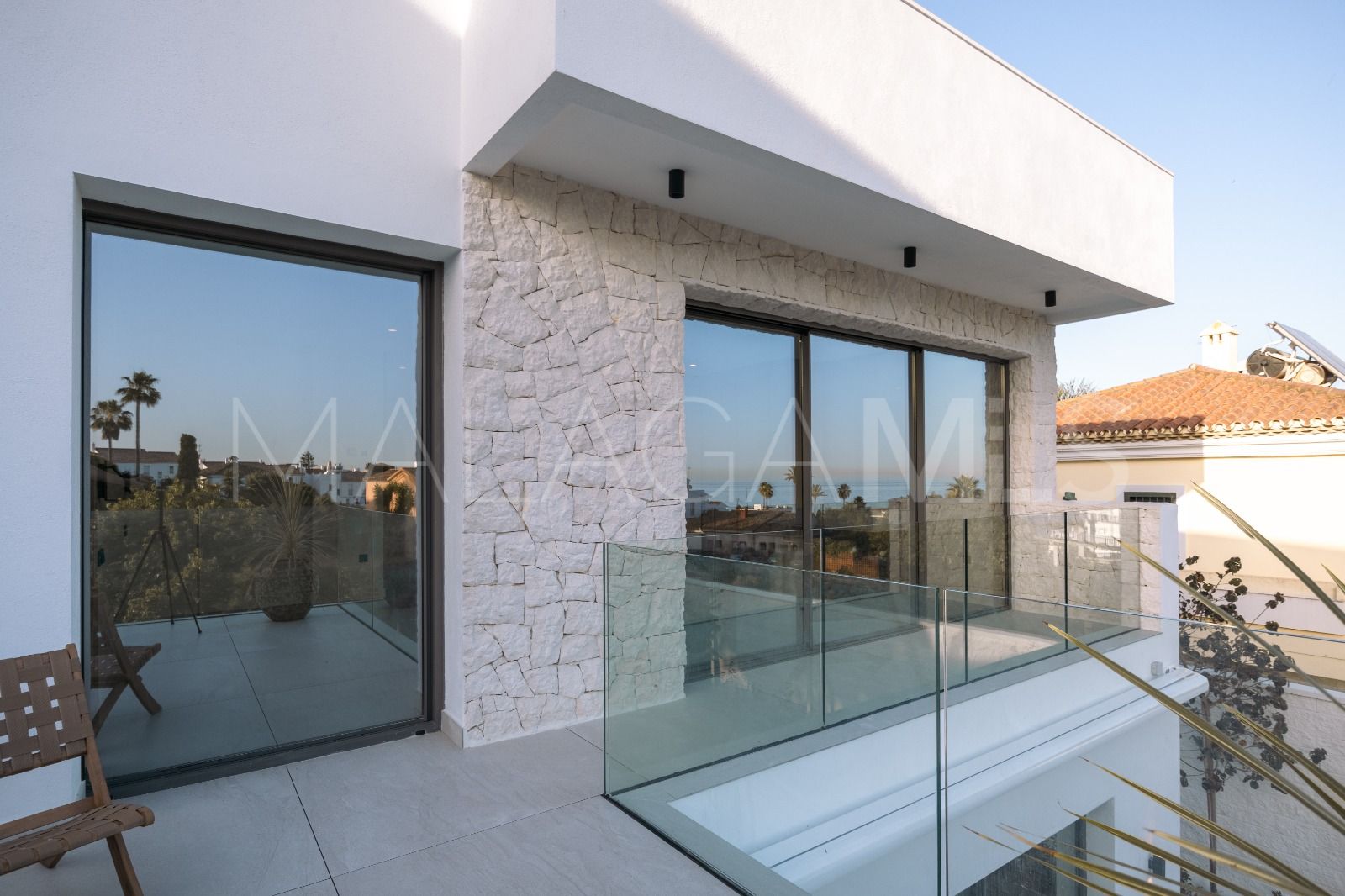 Villa for sale in Estepona