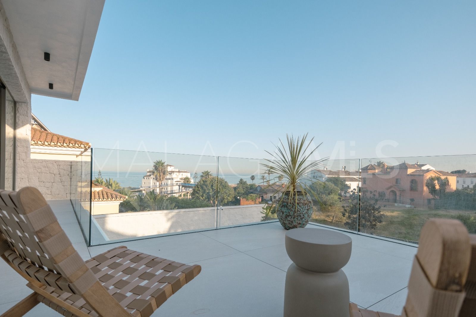 Villa for sale in Estepona