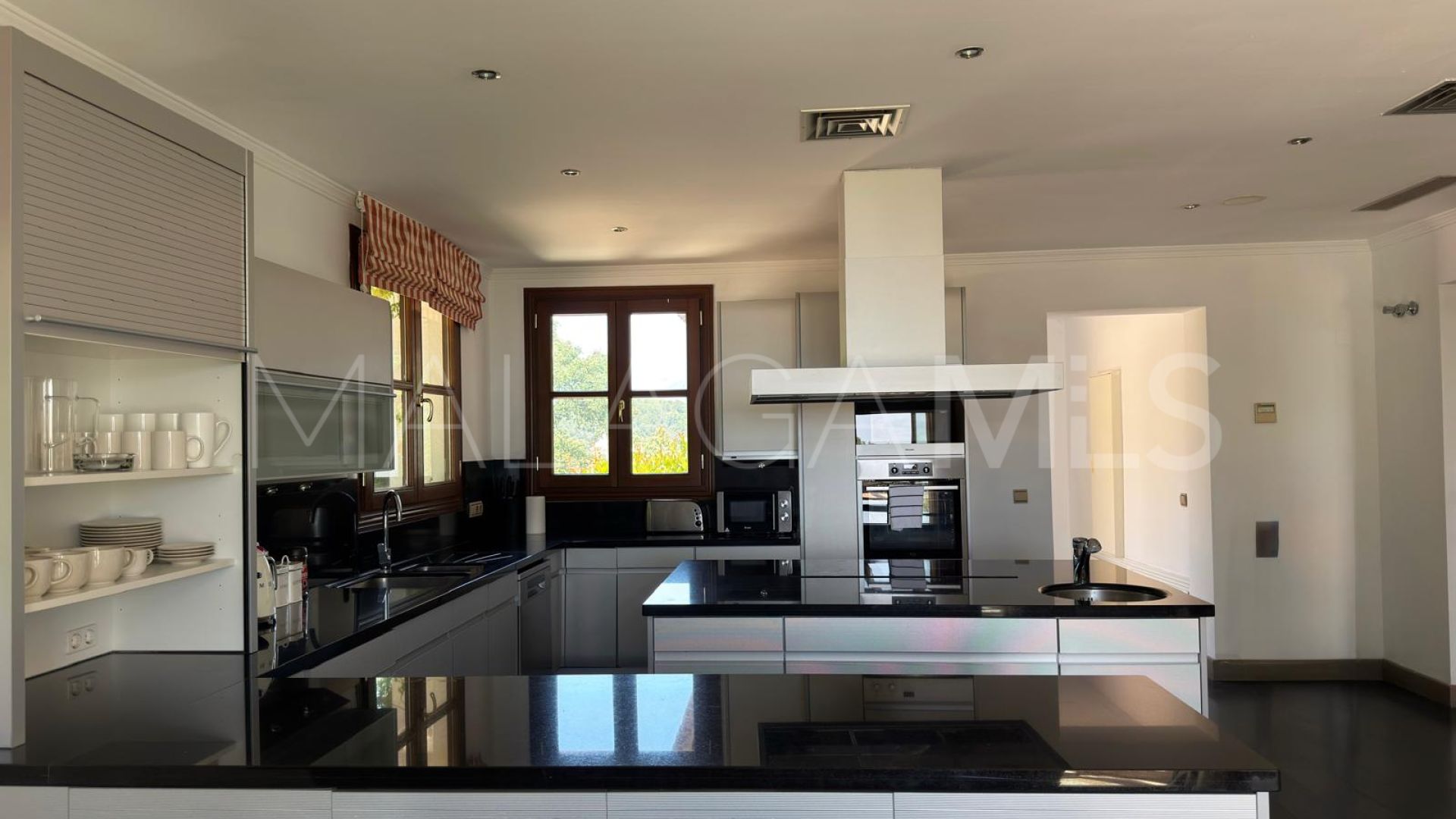 Villa for sale in La Zagaleta