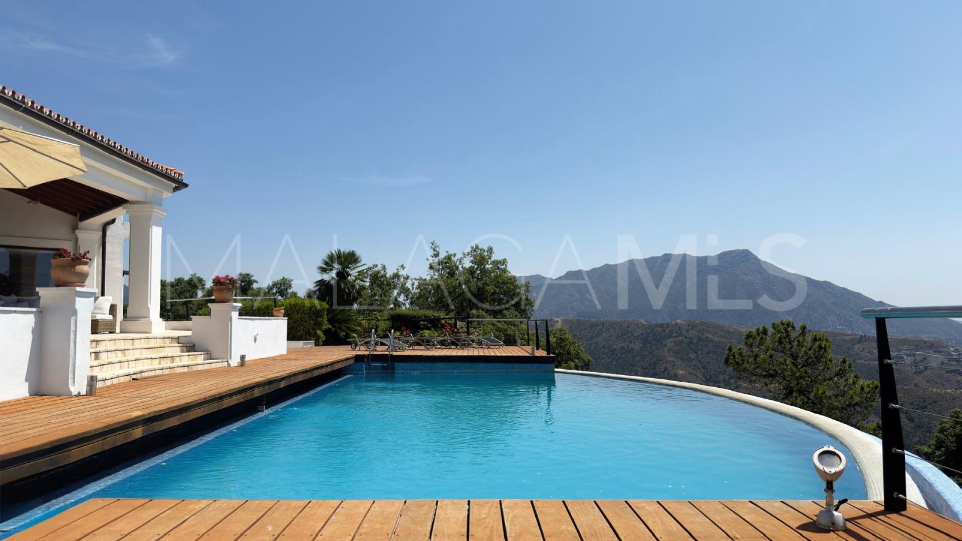 Villa for sale in La Zagaleta