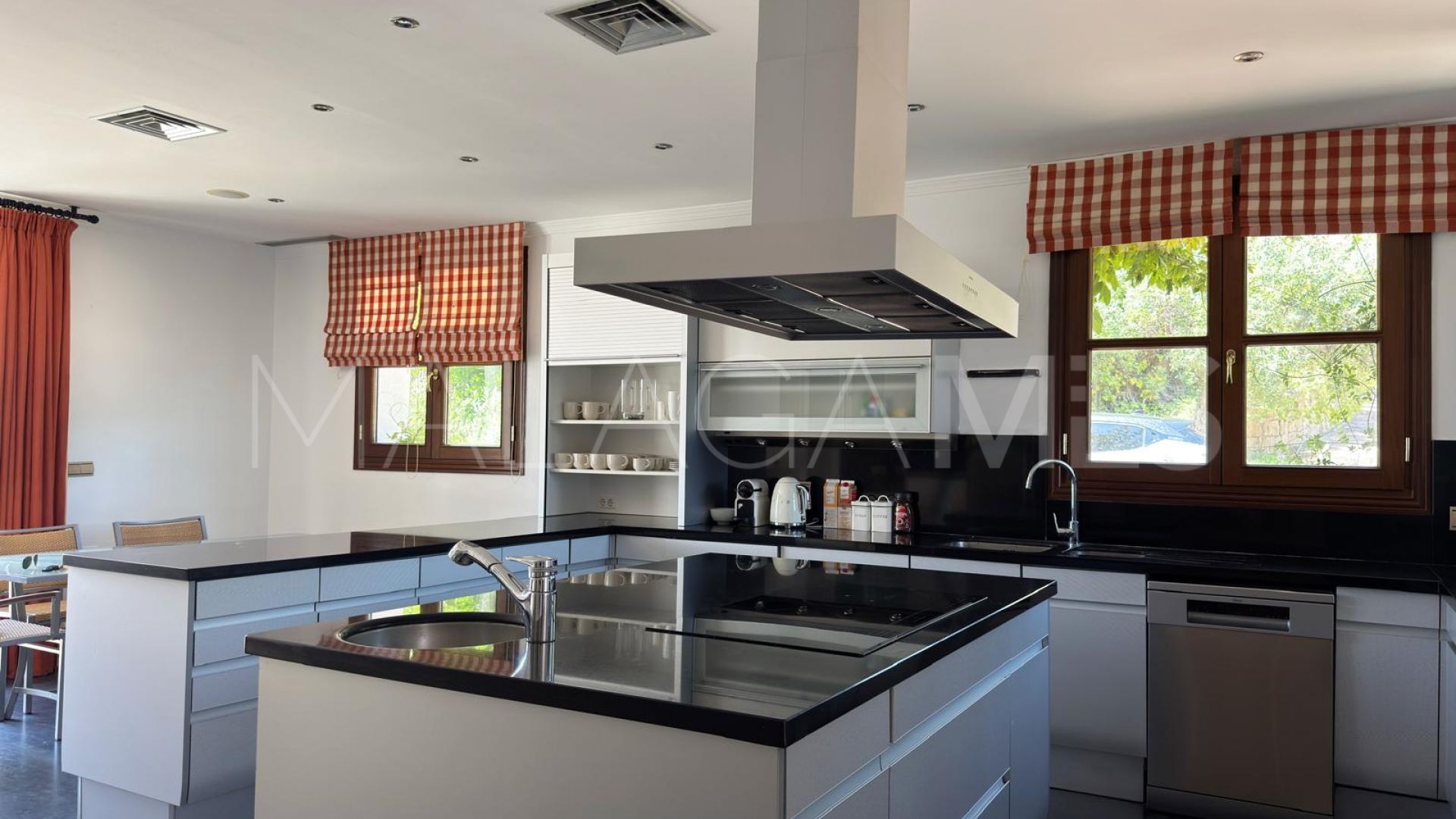 Villa for sale in La Zagaleta