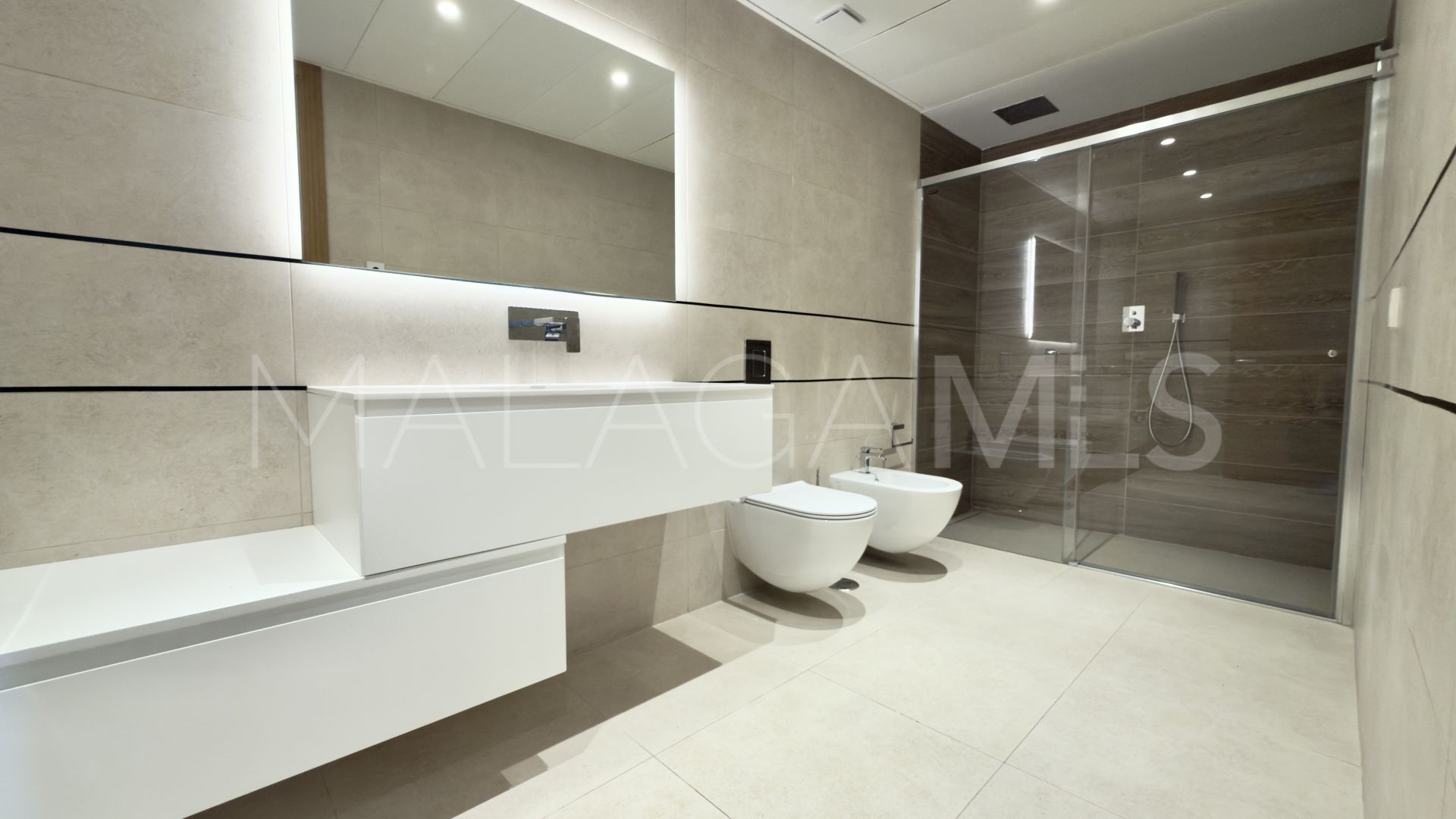 Buy apartamento in La Quinta
