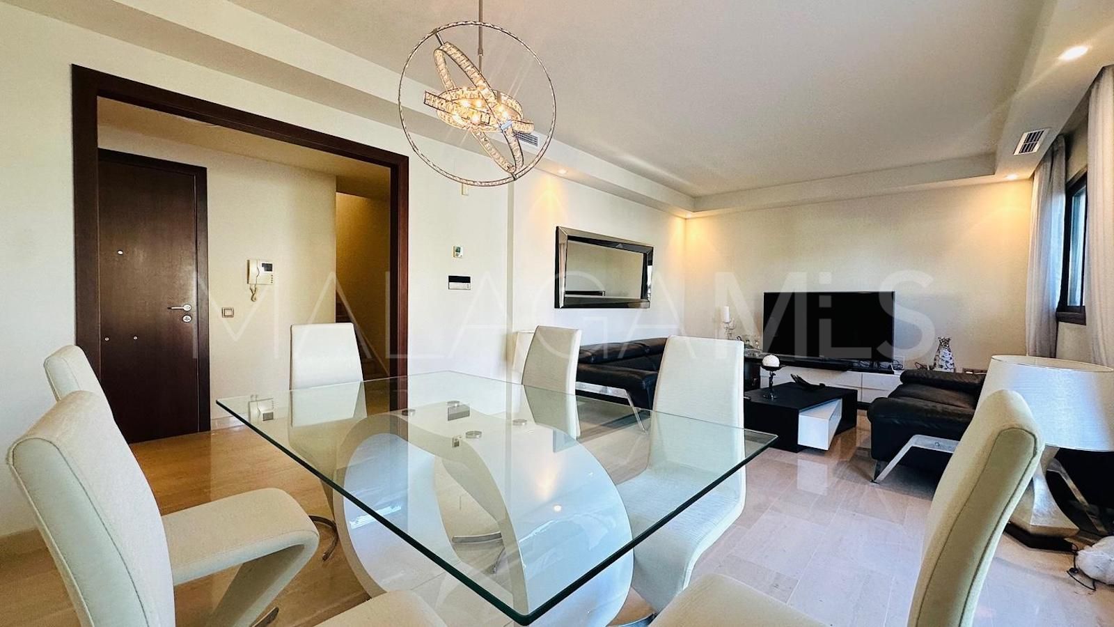 Tvåvåningslägenhet for sale in Nueva Andalucia