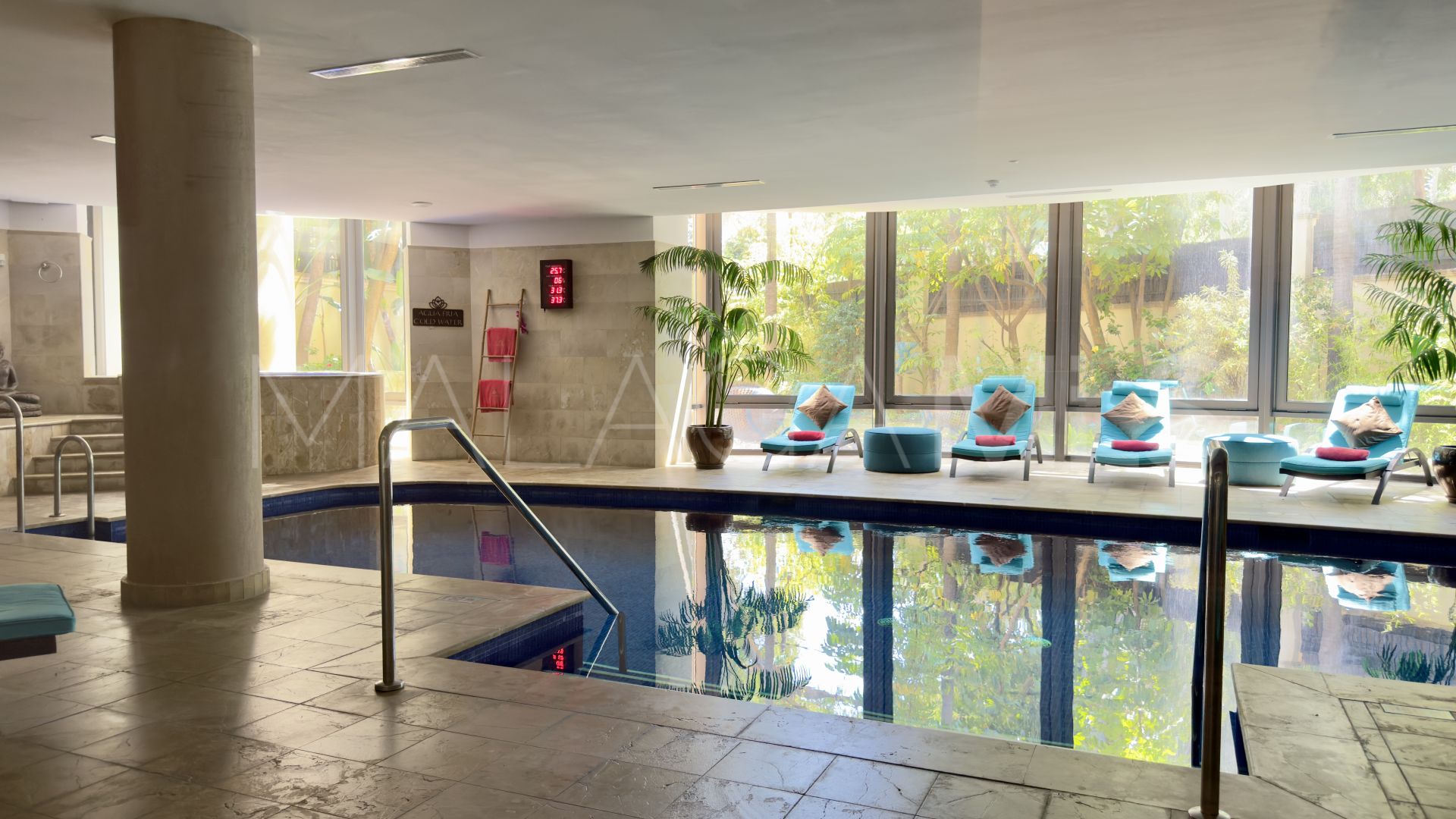 Apartment with 3 bedrooms for sale in Laguna de Banus