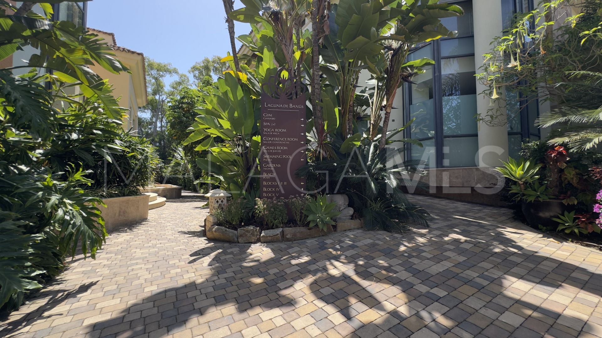 Apartment with 3 bedrooms for sale in Laguna de Banus