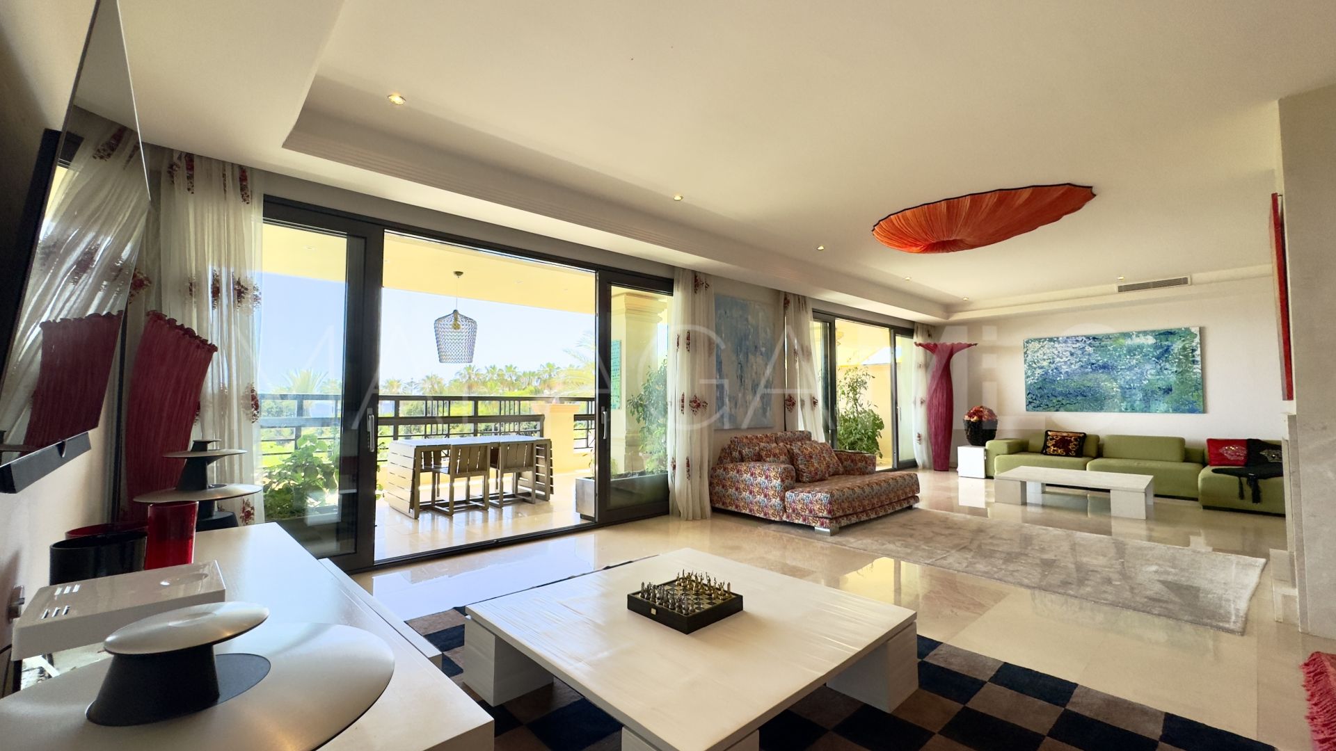 Apartment with 3 bedrooms for sale in Laguna de Banus
