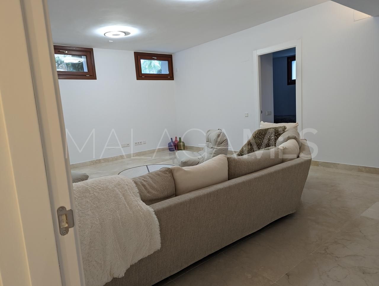 Villa for sale in Nagüeles