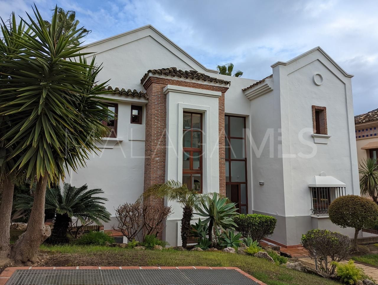 Villa for sale in Nagüeles