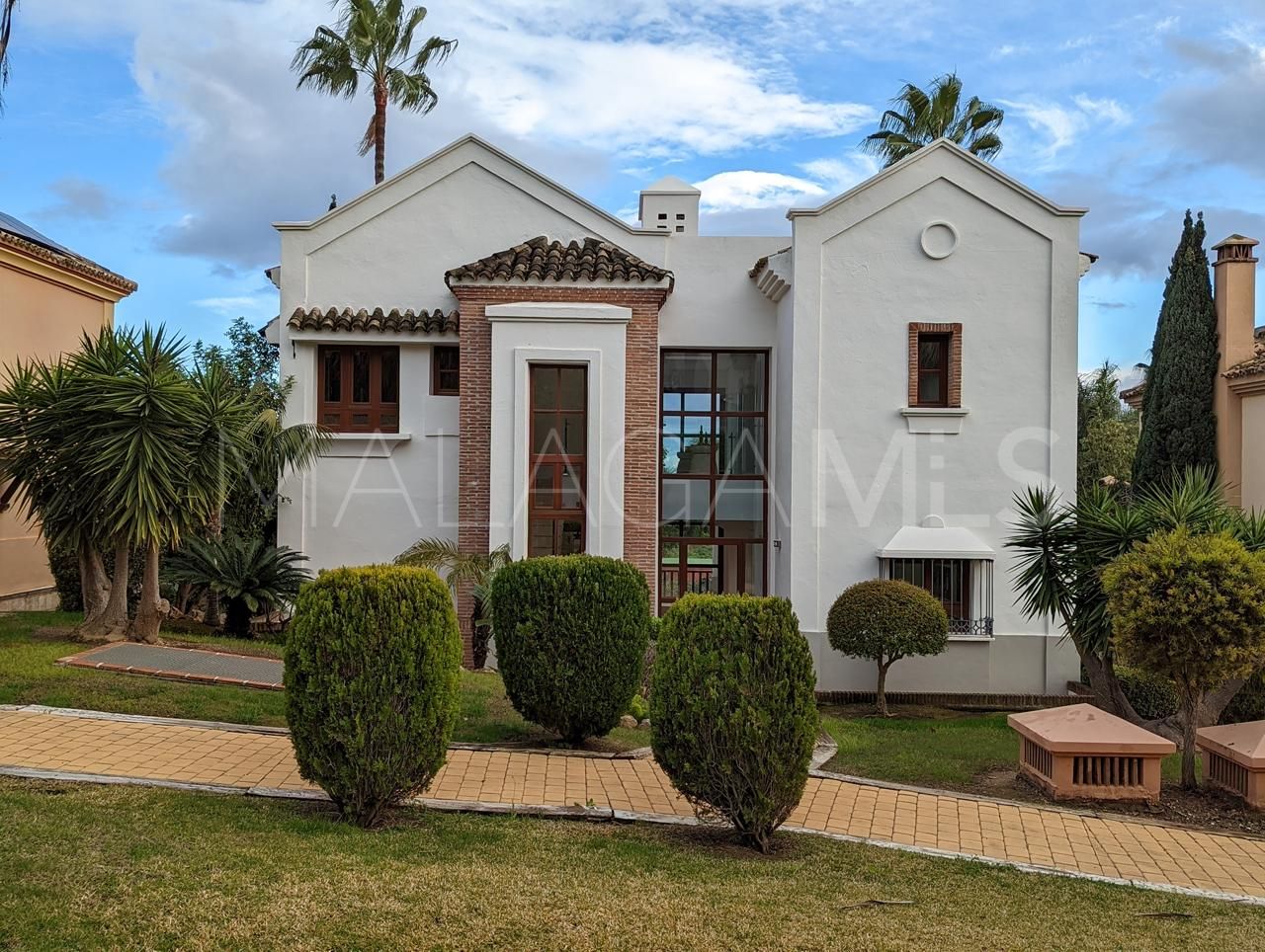 Villa for sale in Nagüeles