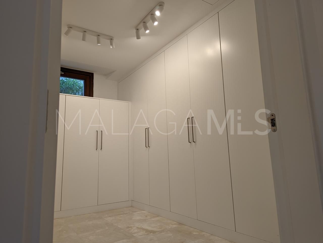 Villa for sale in Nagüeles