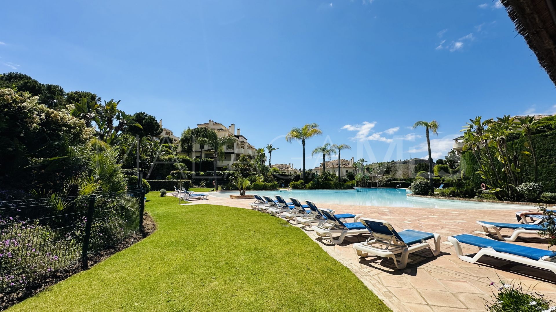 Appartement rez de chaussée for sale in Capanes Sur