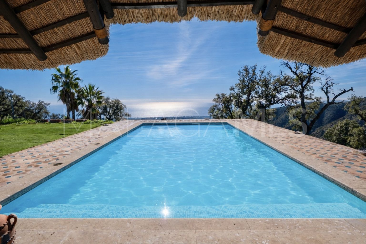 Villa for sale in La Mairena