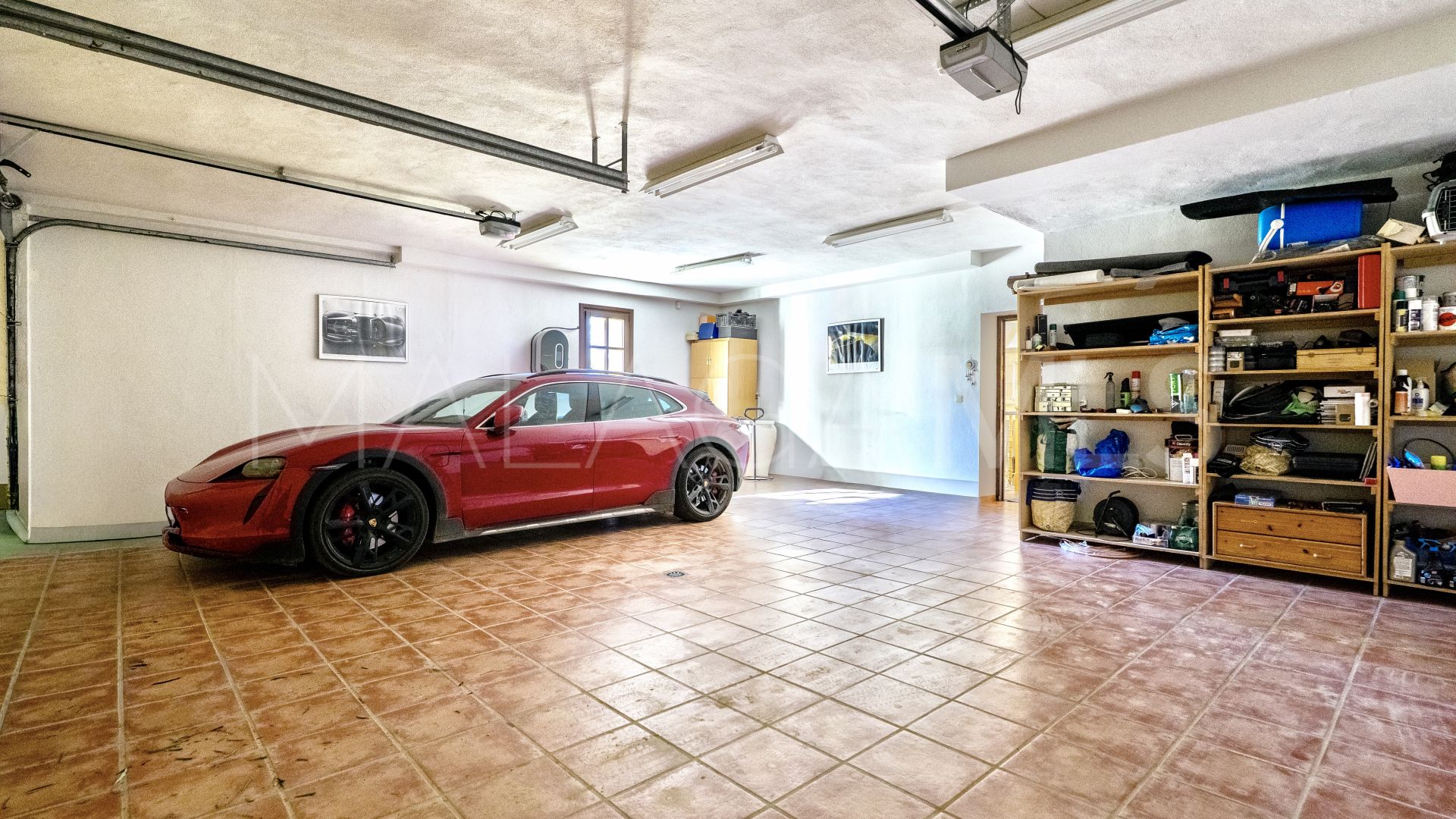 Villa for sale in La Mairena