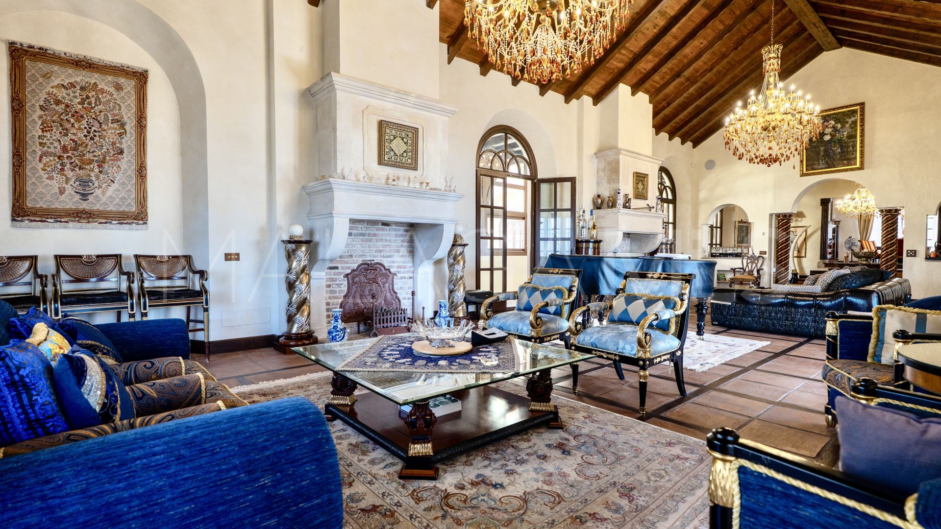 Villa for sale in La Mairena