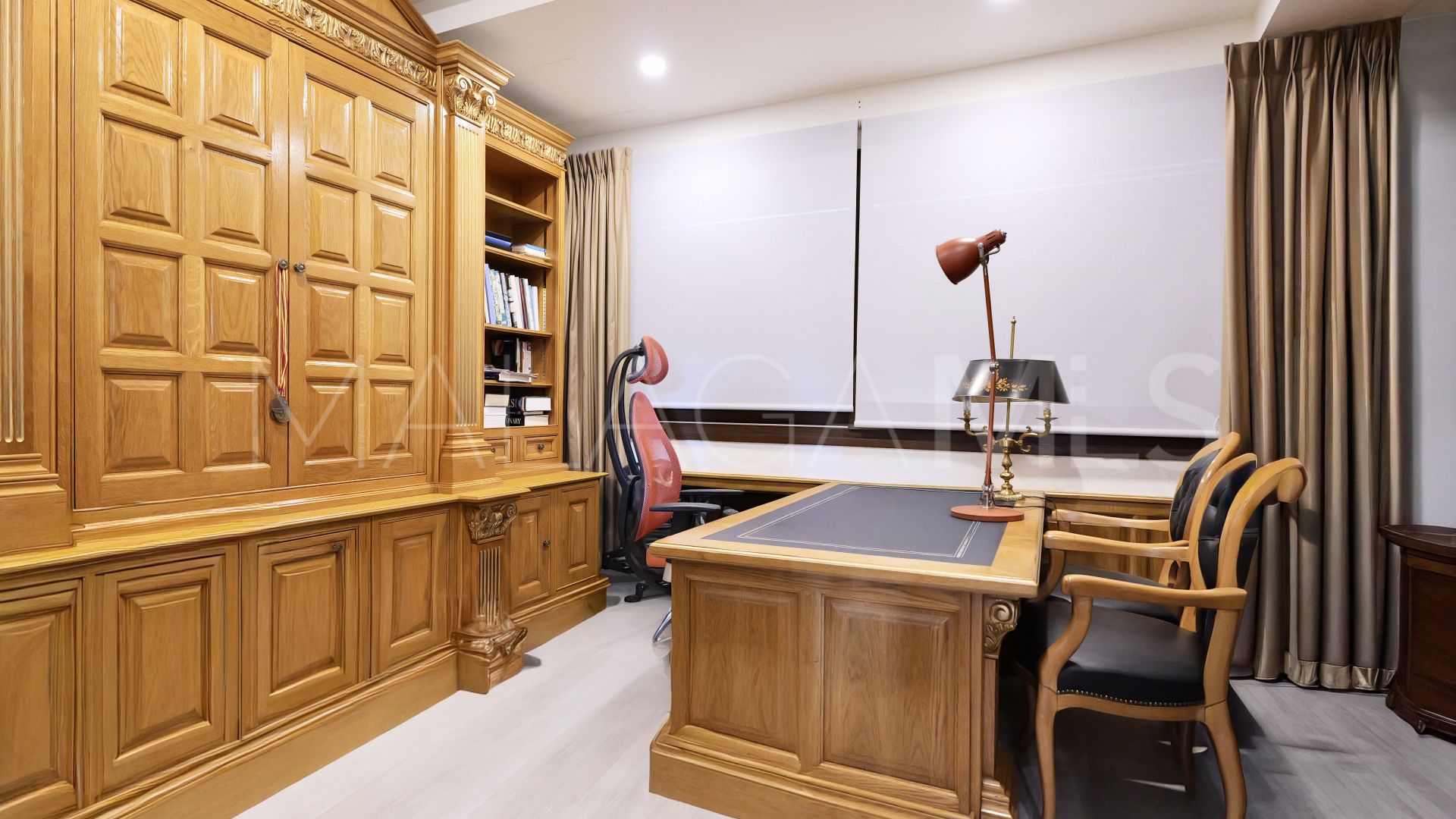 Villa for sale in La Mairena