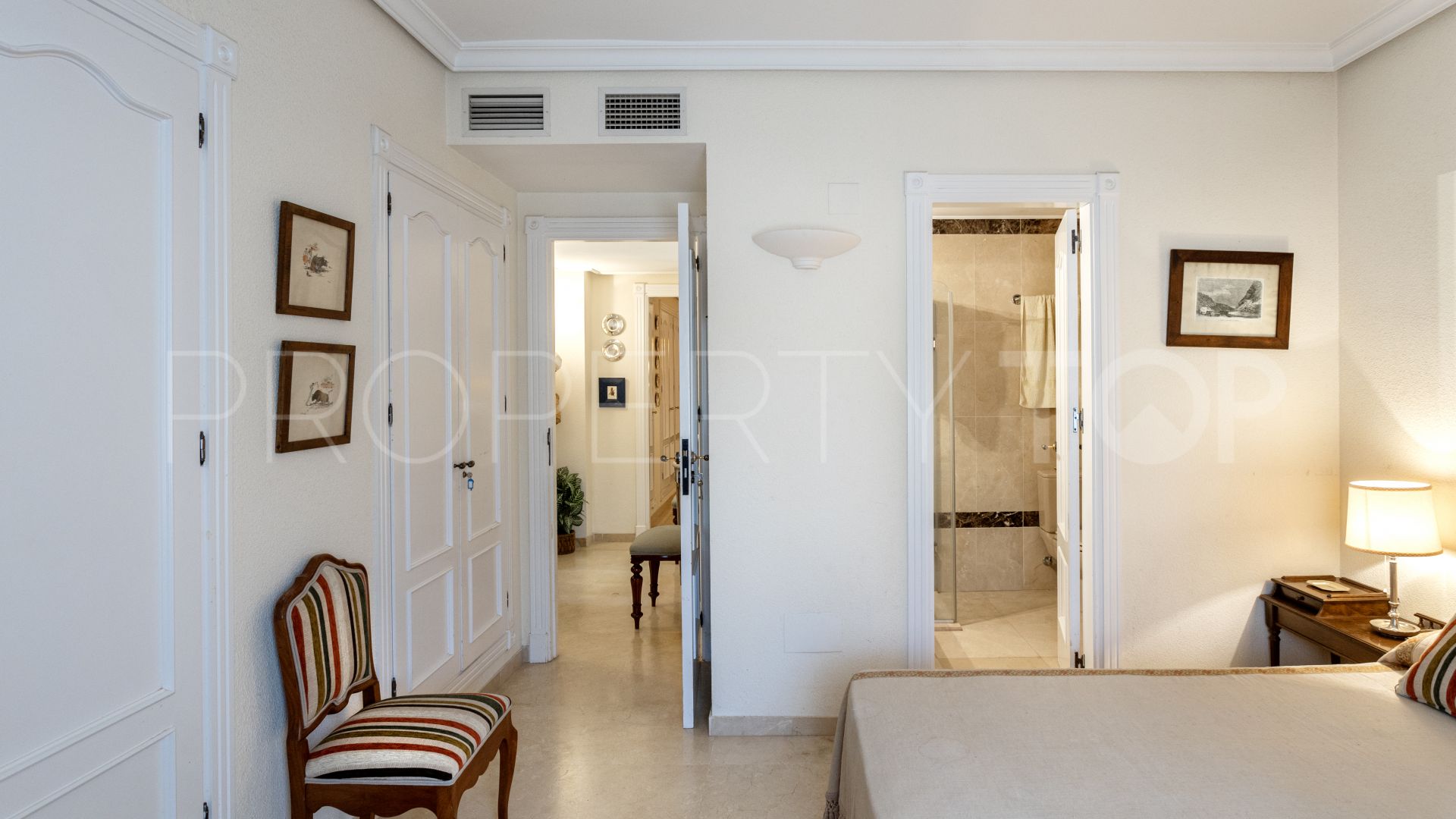 2 bedrooms ground floor apartment in El Presidente for sale