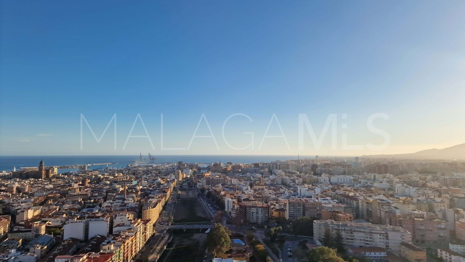 Buy Malaga - Martiricos-La Roca apartment