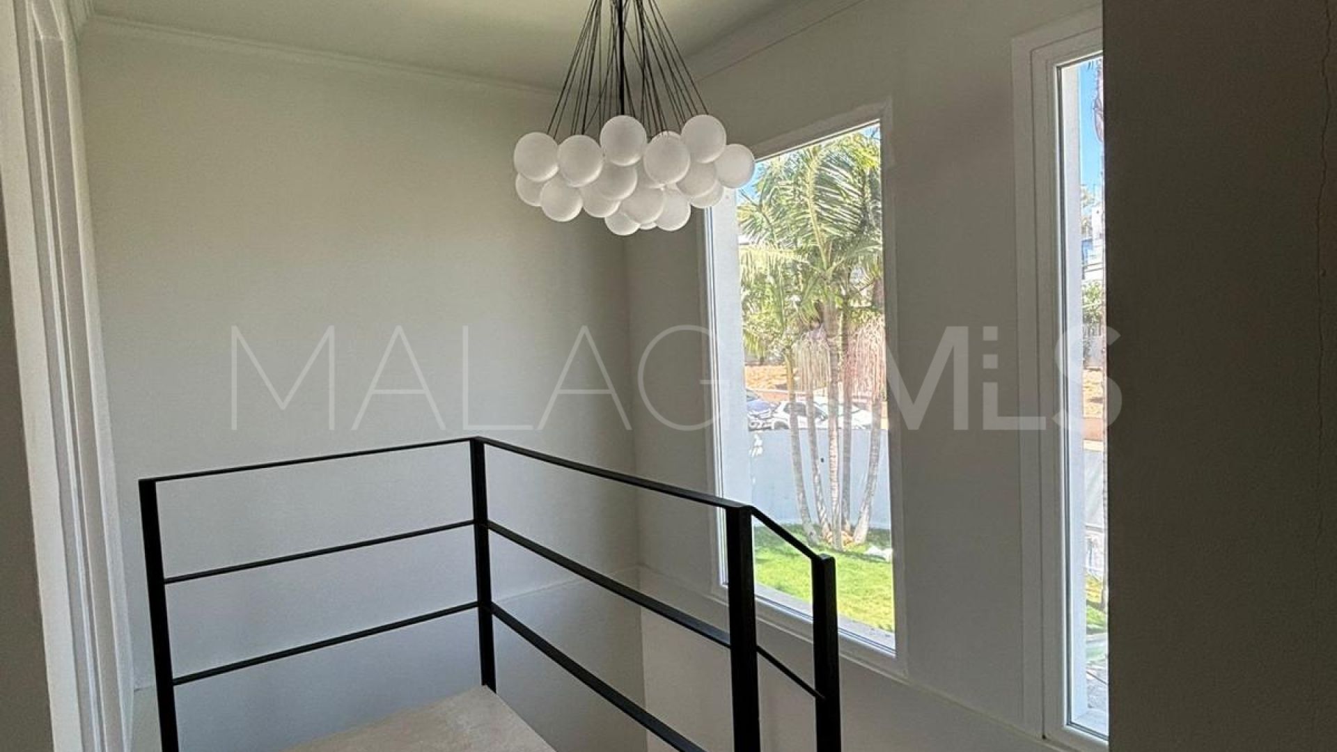 Villa for sale in Golden Mile with 5 bedrooms