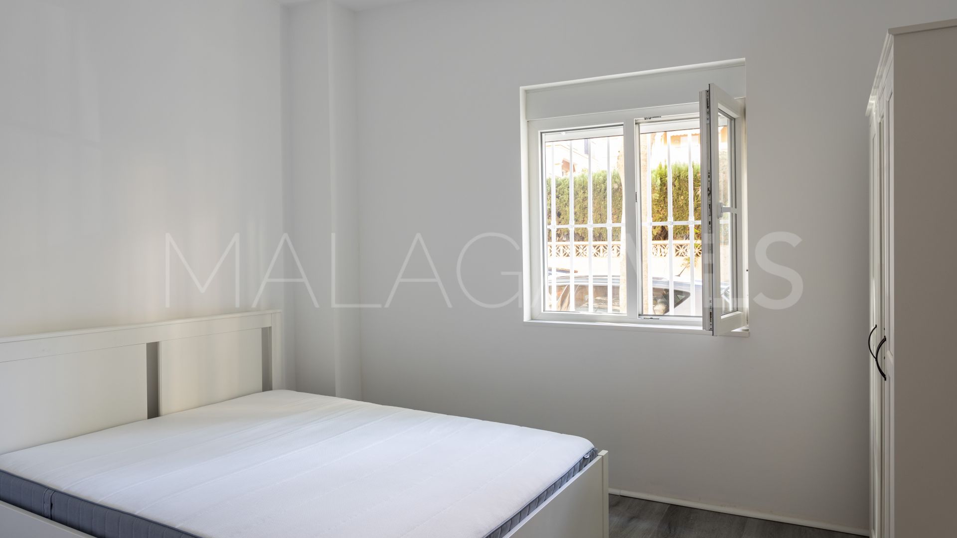 Apartamento planta baja for sale with 2 bedrooms in Fuengirola Centro