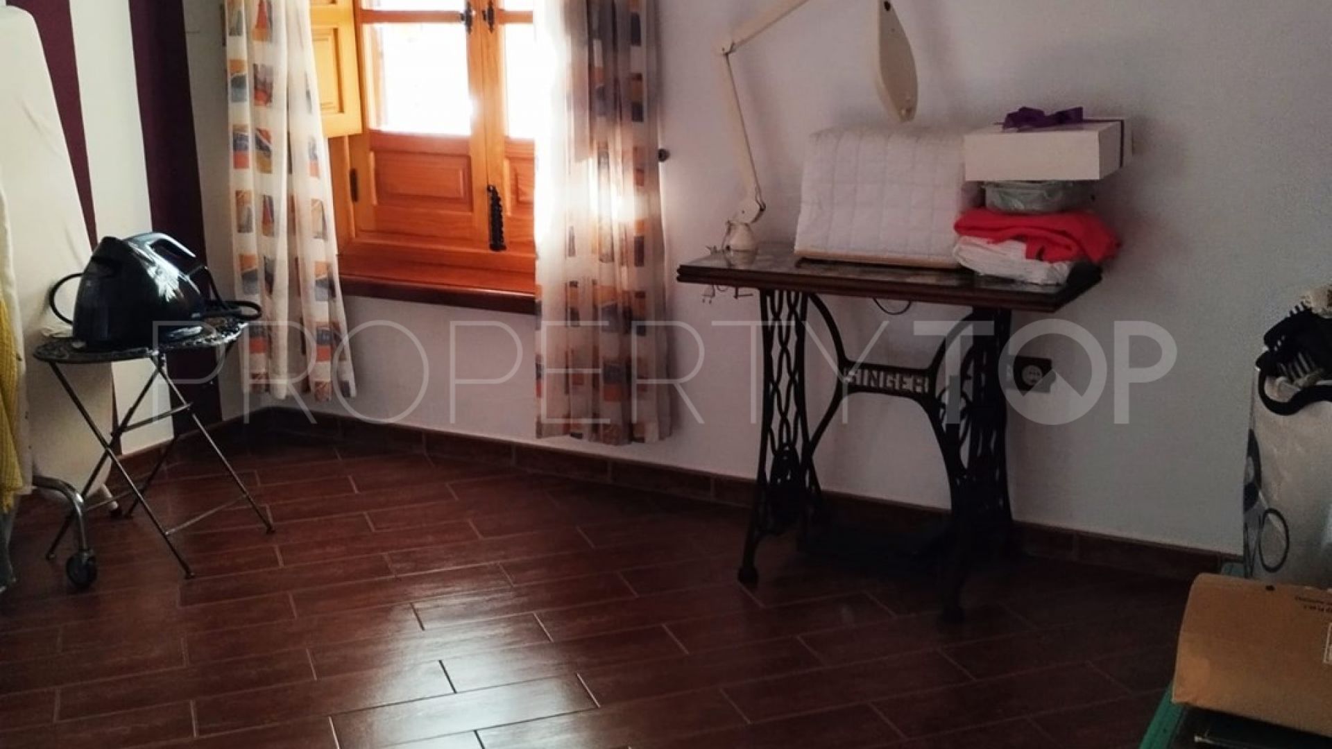 For sale Torremolinos house with 4 bedrooms