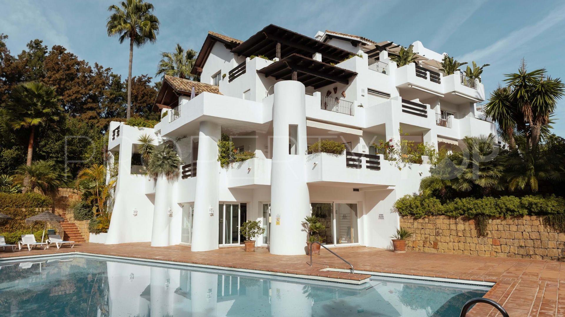 Alcazaba Beach apartment for sale