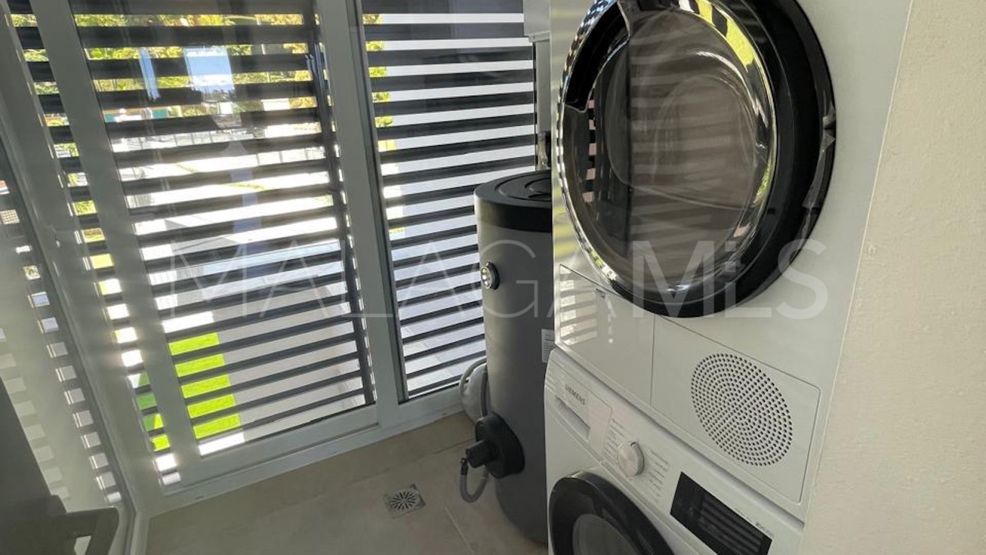 Wohnung for sale in Estepona Ost