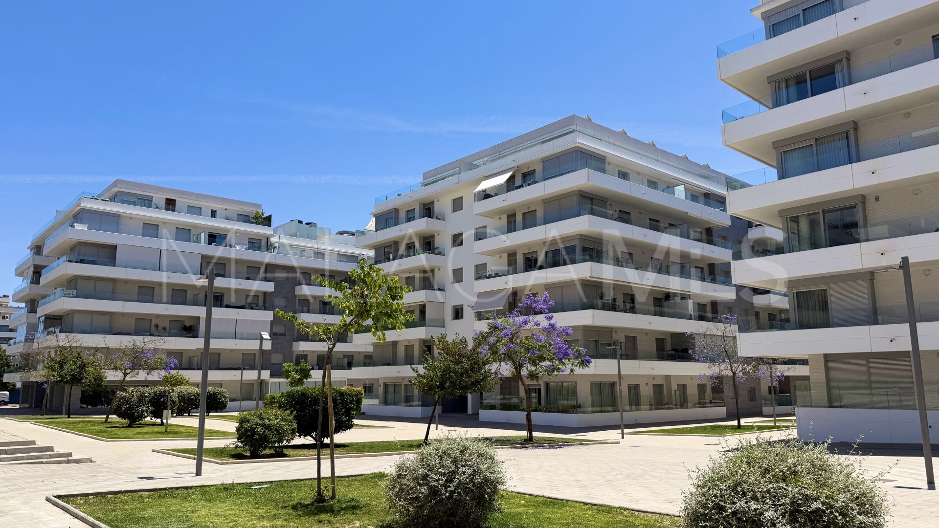 Lägenhet for sale in Nueva Andalucia