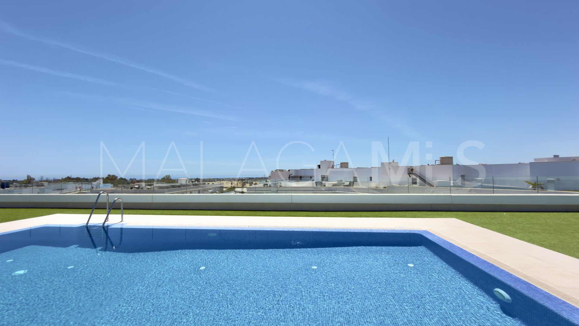 Lägenhet for sale in Nueva Andalucia