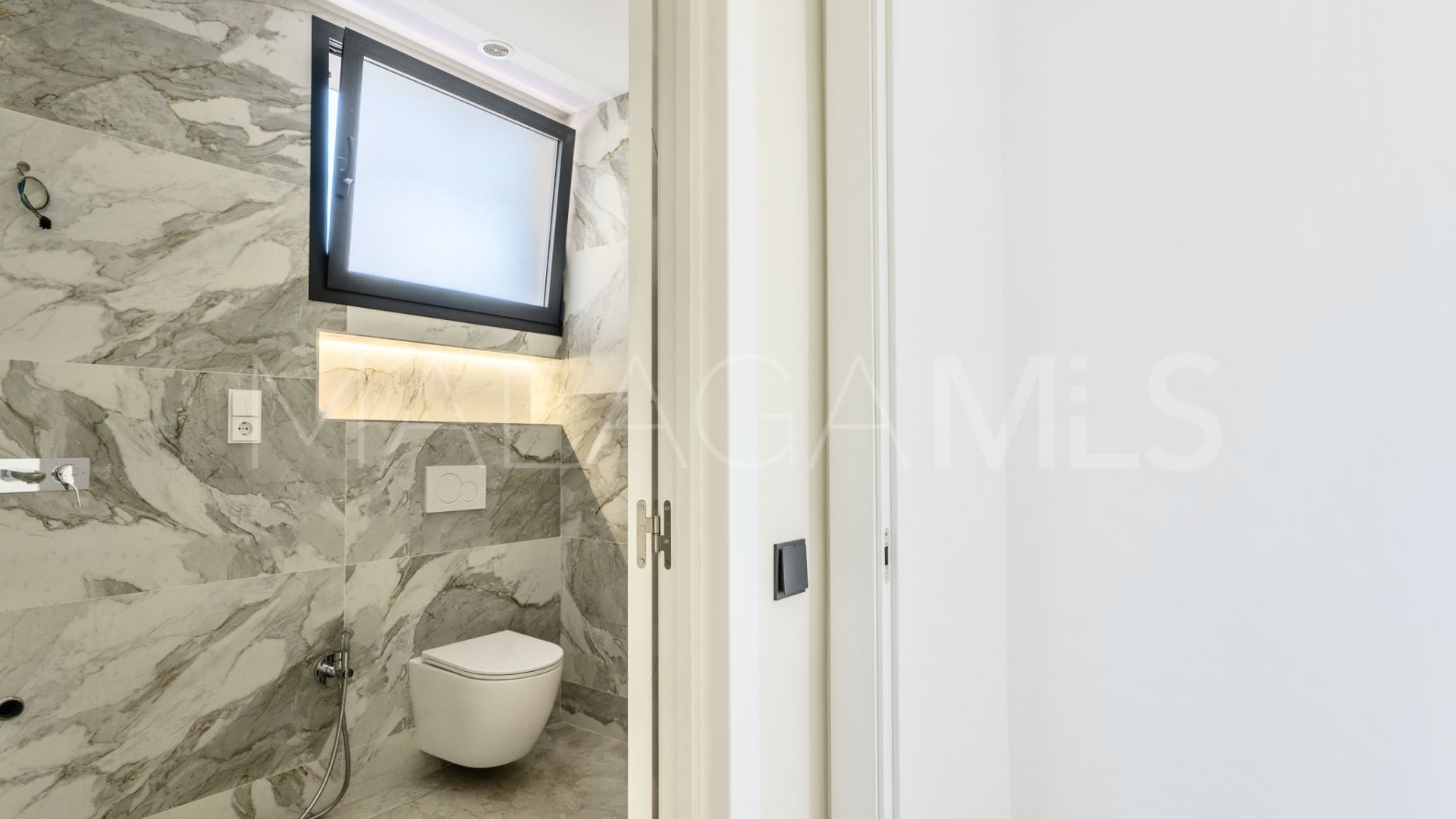Villa for sale in Sierrezuela