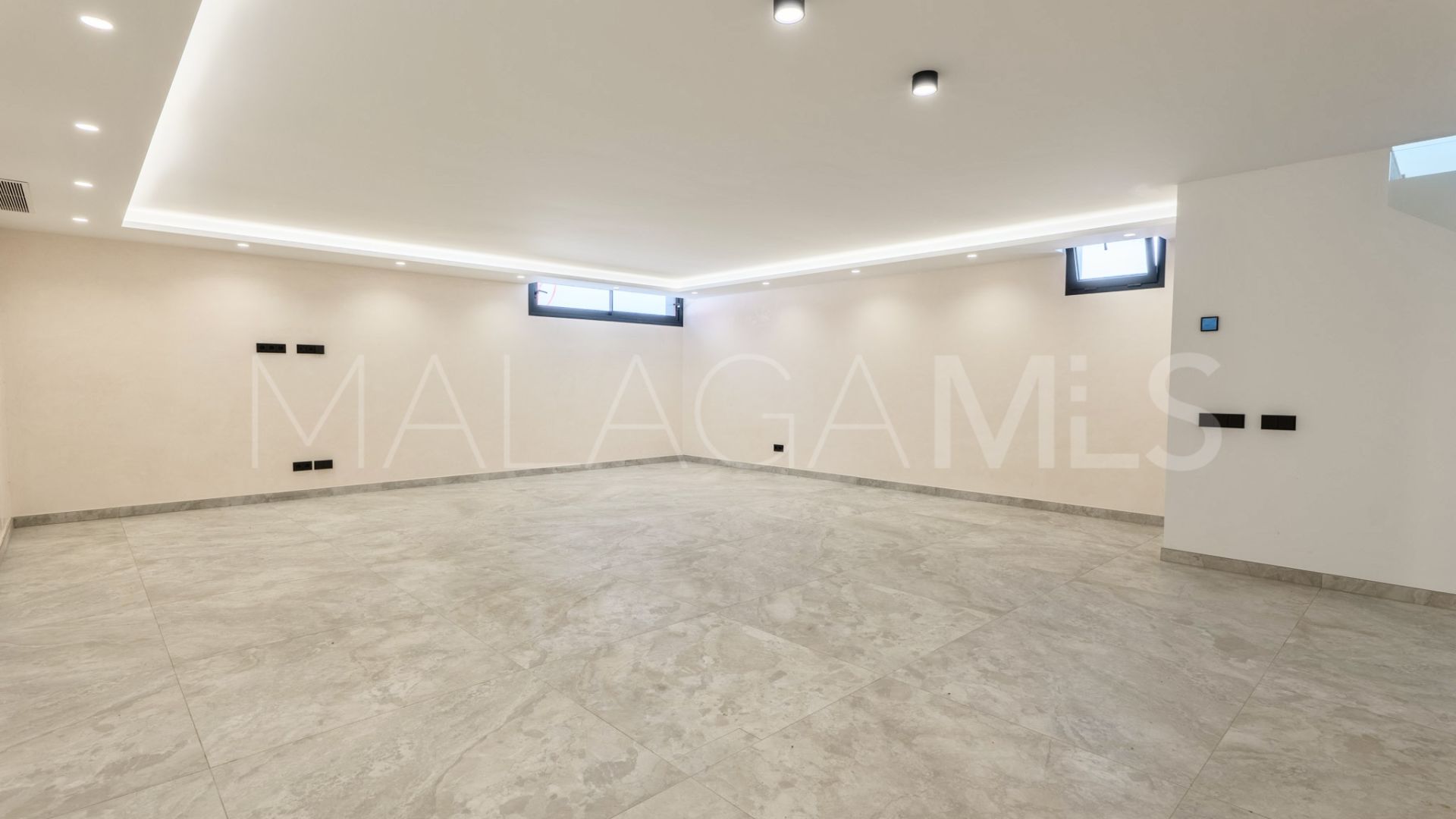 Villa for sale in Sierrezuela