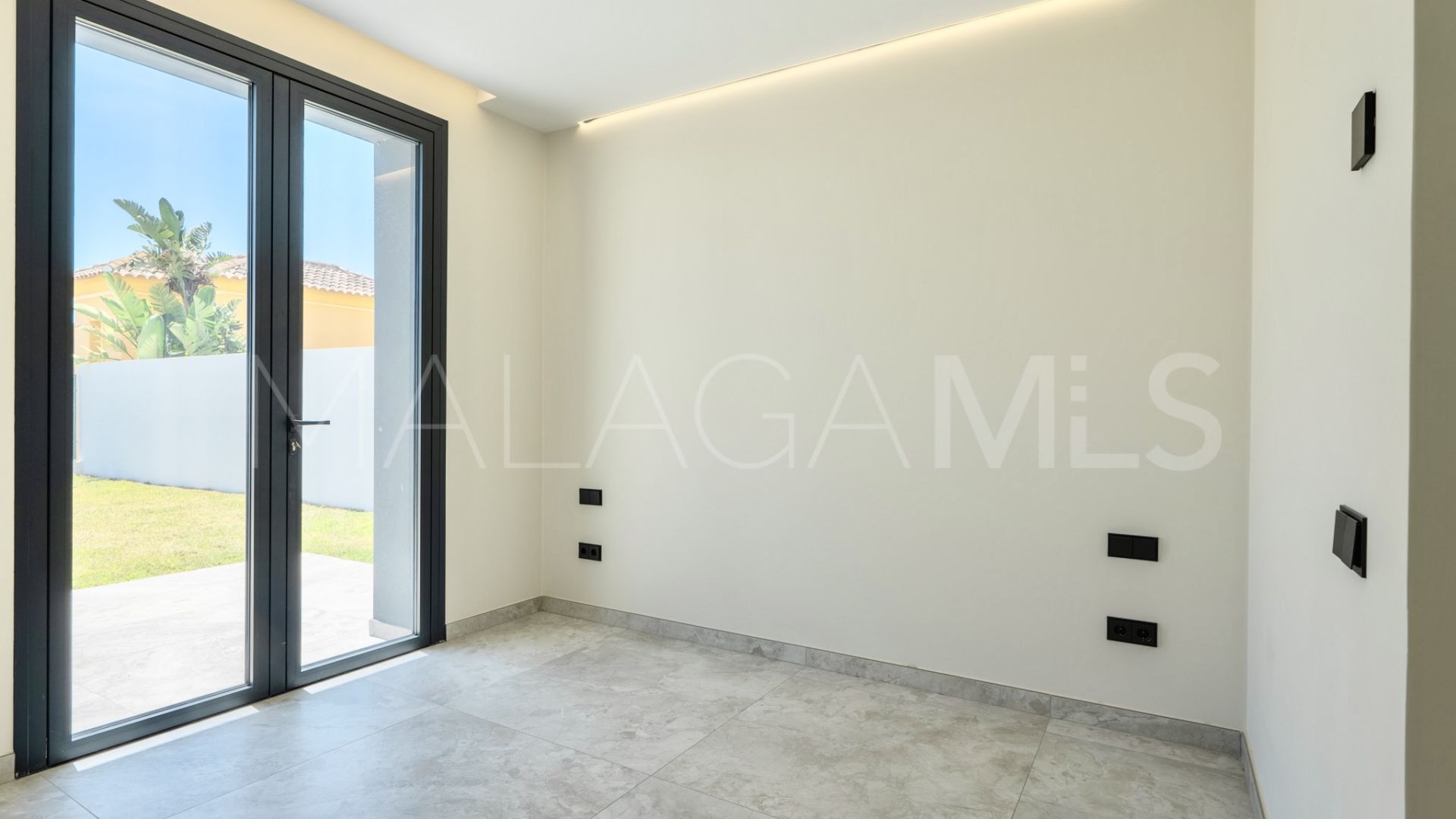 Villa for sale in Sierrezuela