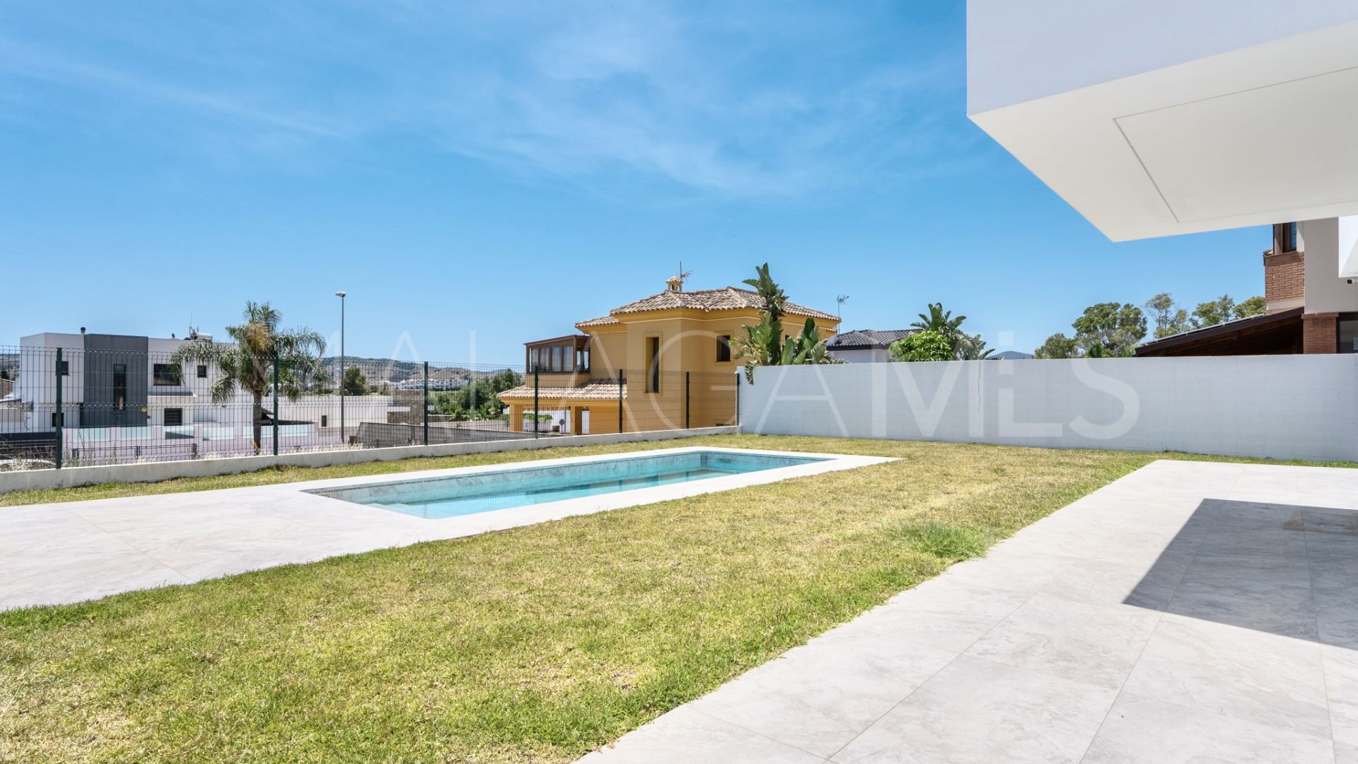 Villa for sale in Sierrezuela