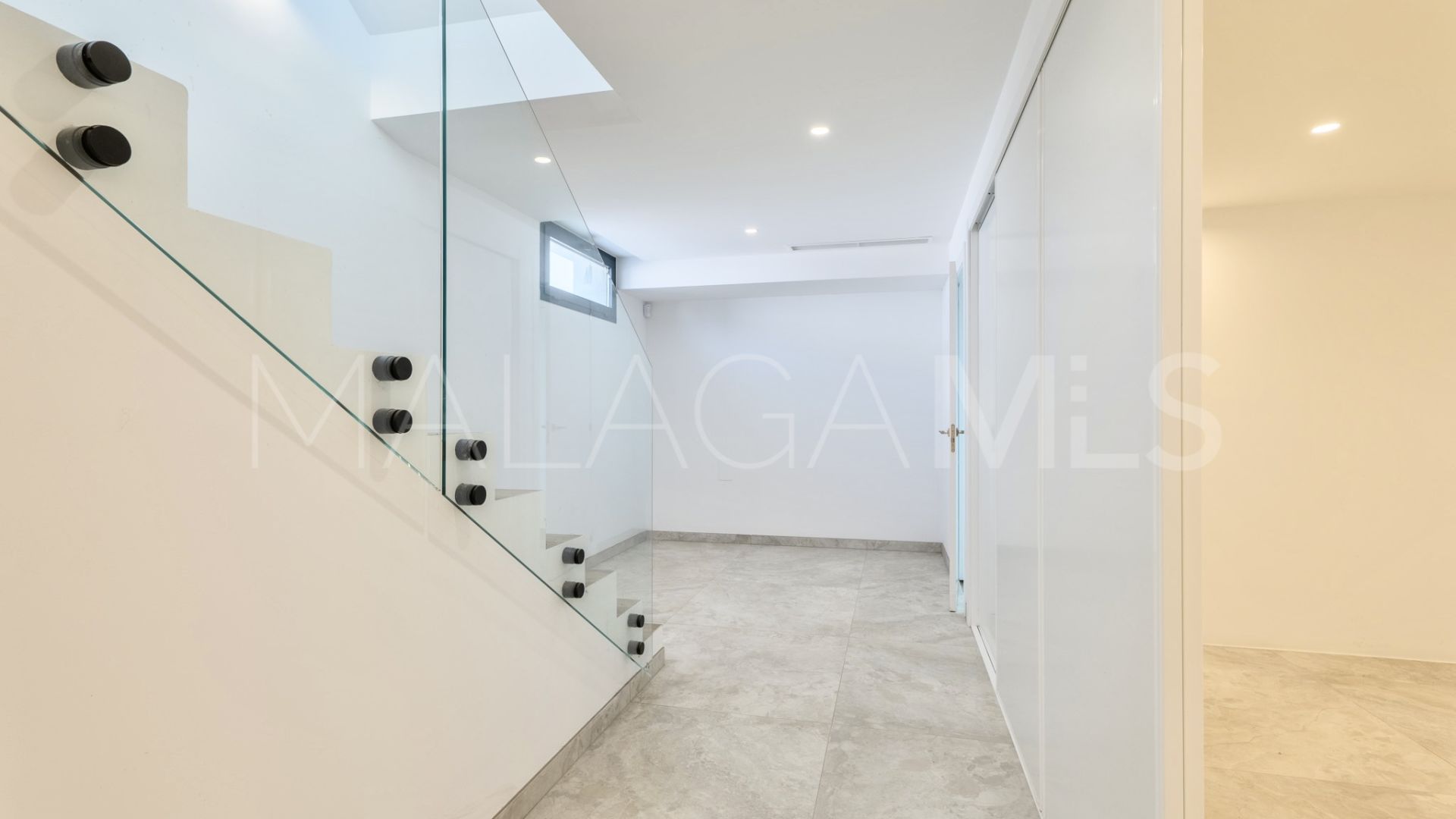 Villa for sale in Sierrezuela