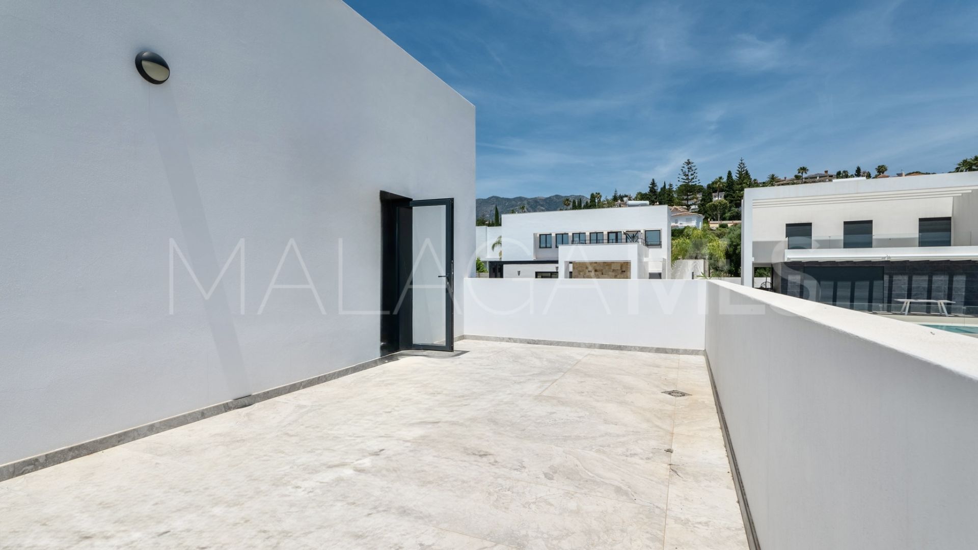 Villa for sale in Sierrezuela