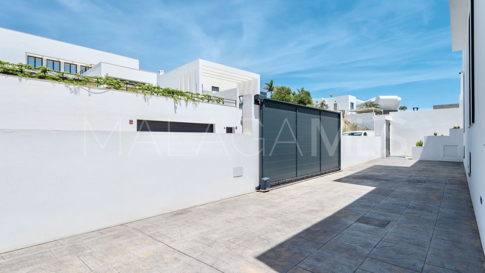 Villa for sale in Sierrezuela