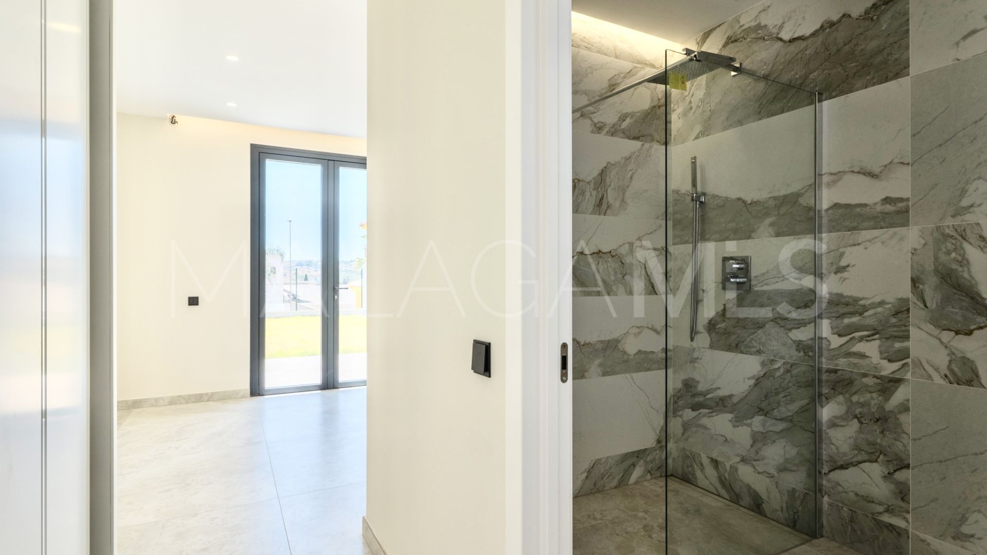 Villa for sale in Sierrezuela