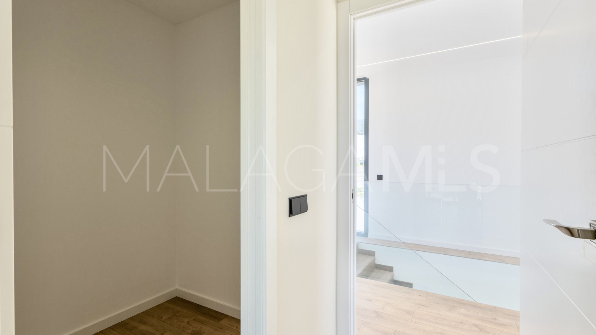 Villa for sale in Sierrezuela