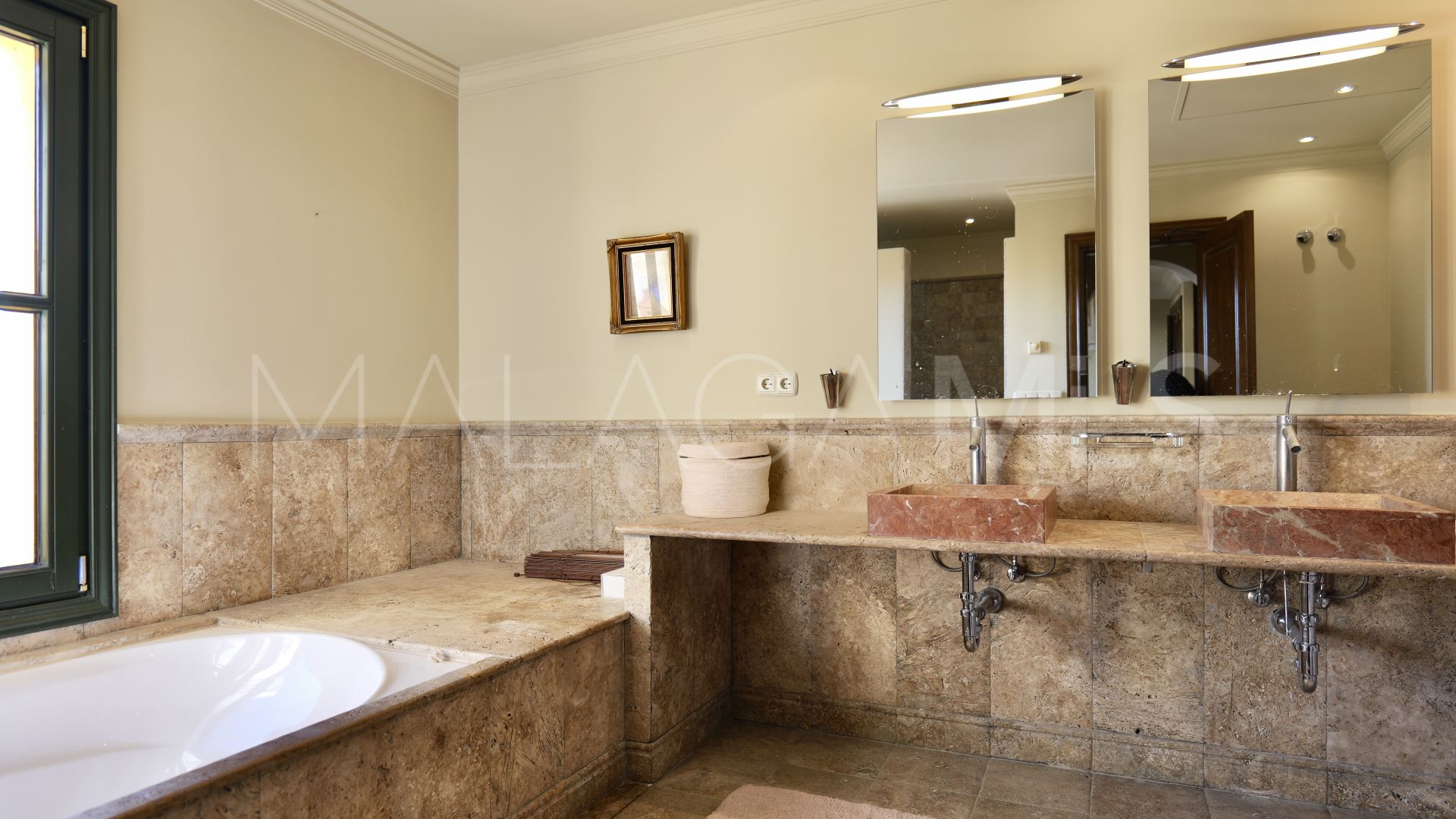 Villa for sale in La Zagaleta