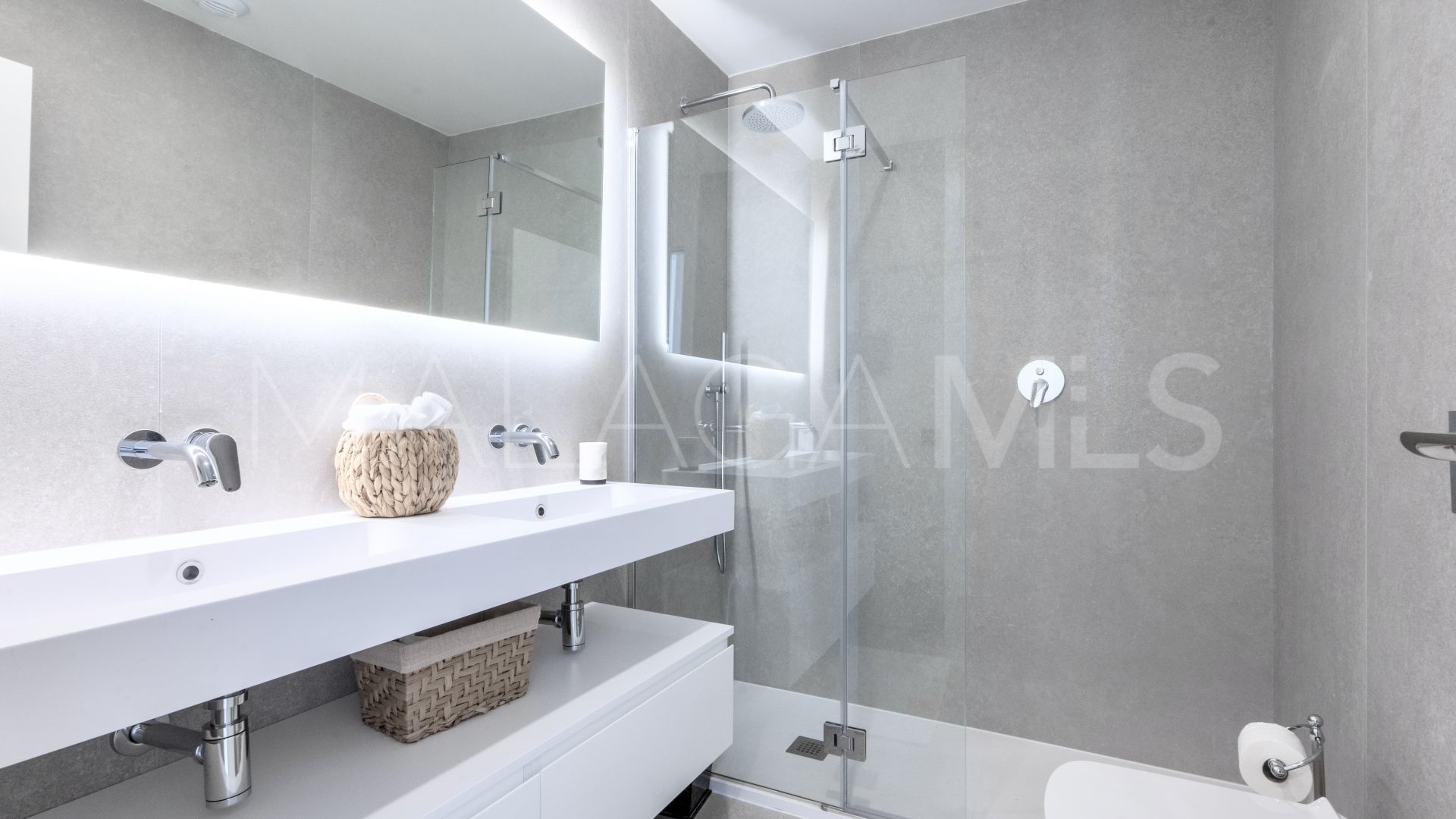 Lägenhet for sale in Los Altos de los Monteros