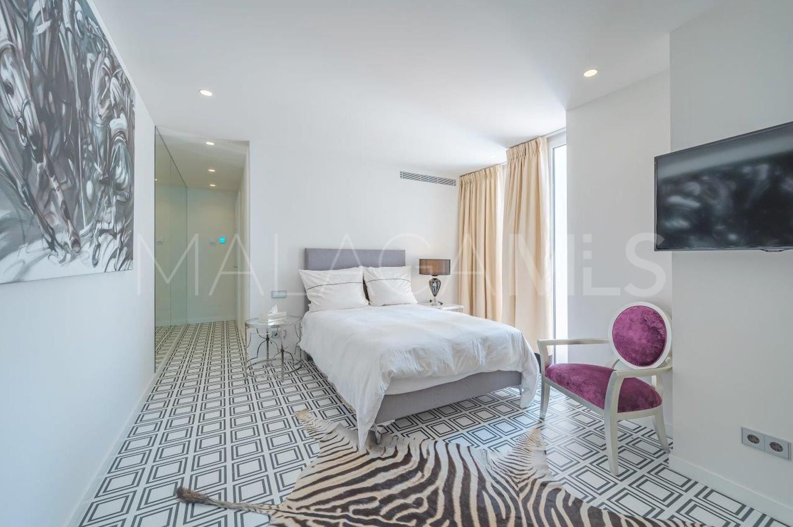 Radhus for sale in Marbella Golden Mile