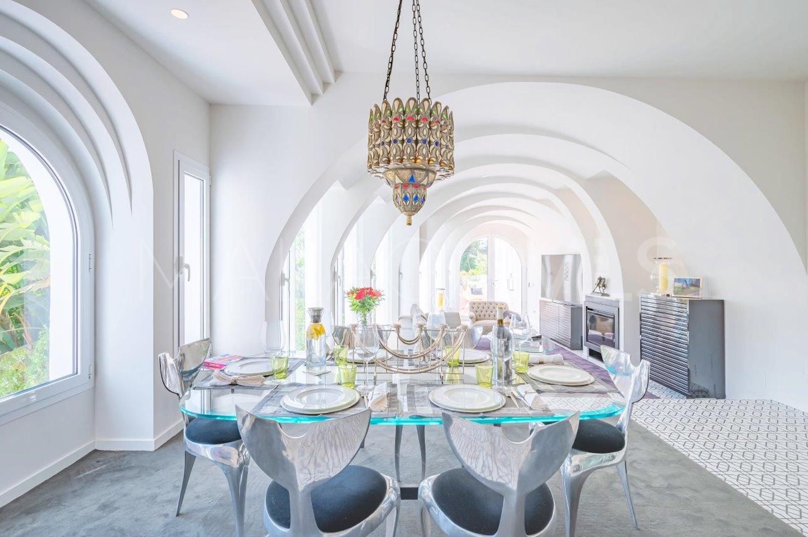 Radhus for sale in Marbella Golden Mile