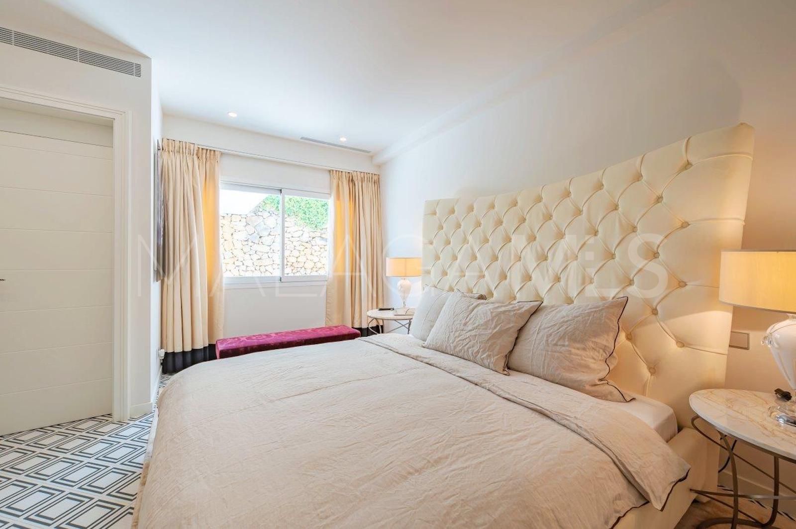 Radhus for sale in Marbella Golden Mile